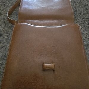 Ferragamo Elegant Brown Leather Women's Bag